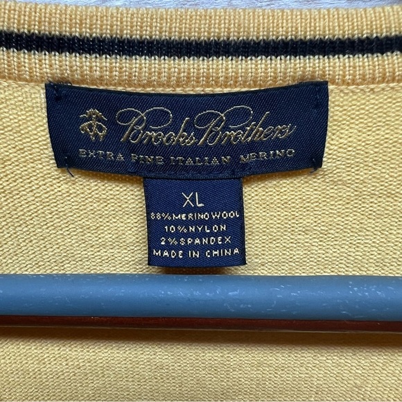 Brooks Brothers Sweater‎ XL Italian Merino WoolYellow - Picture 5 of 10
